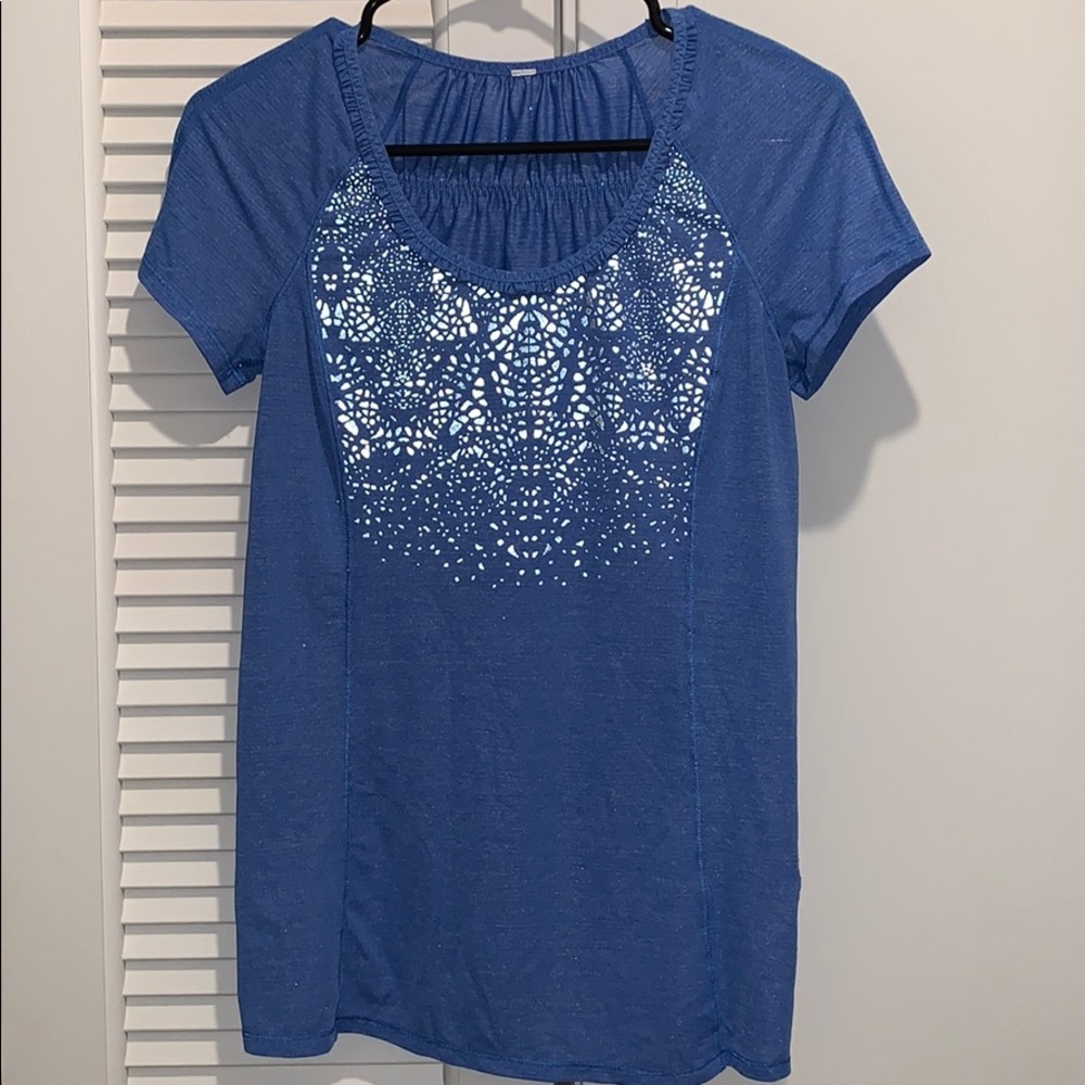 Lululemon running/training top